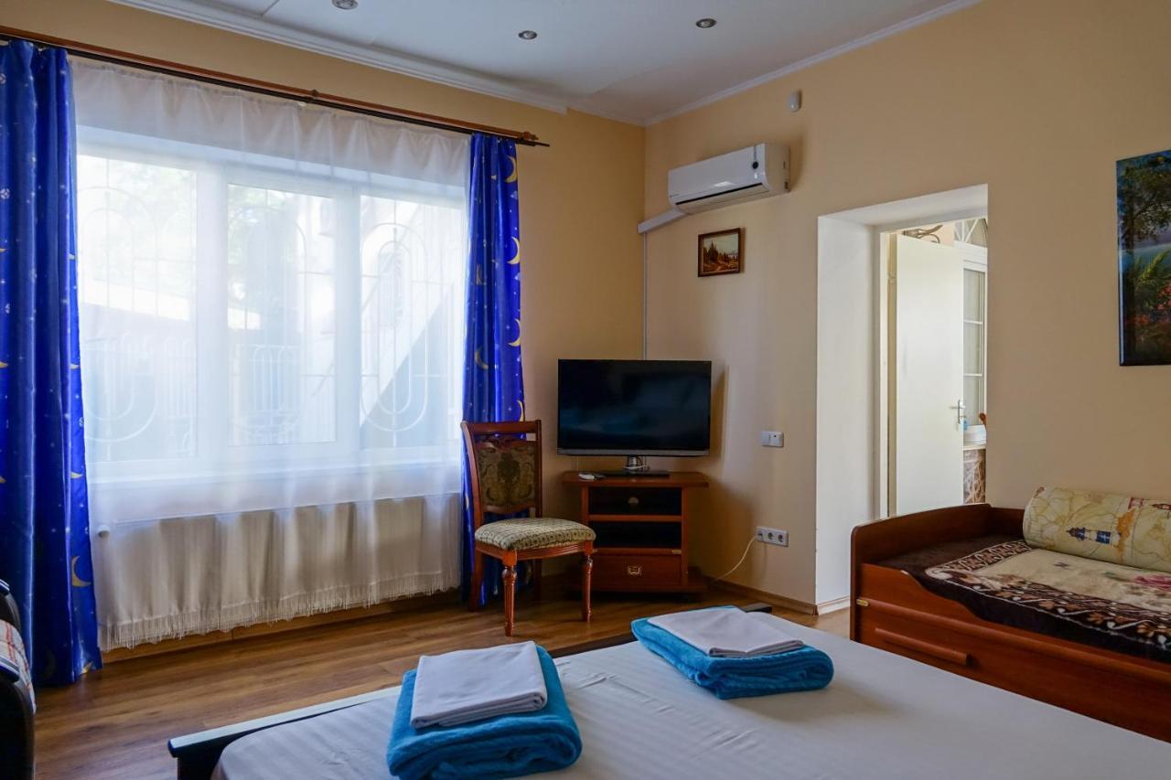 White House Apartments Odesa Exterior foto