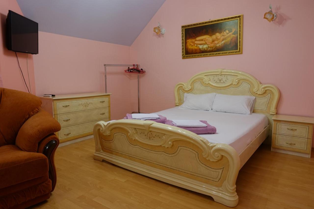 White House Apartments Odesa Exterior foto